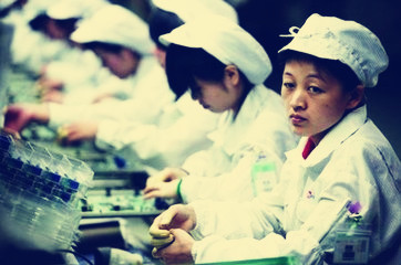 富士康工资居然这么高!为何他们还会频频离职,甚至跳楼自杀?