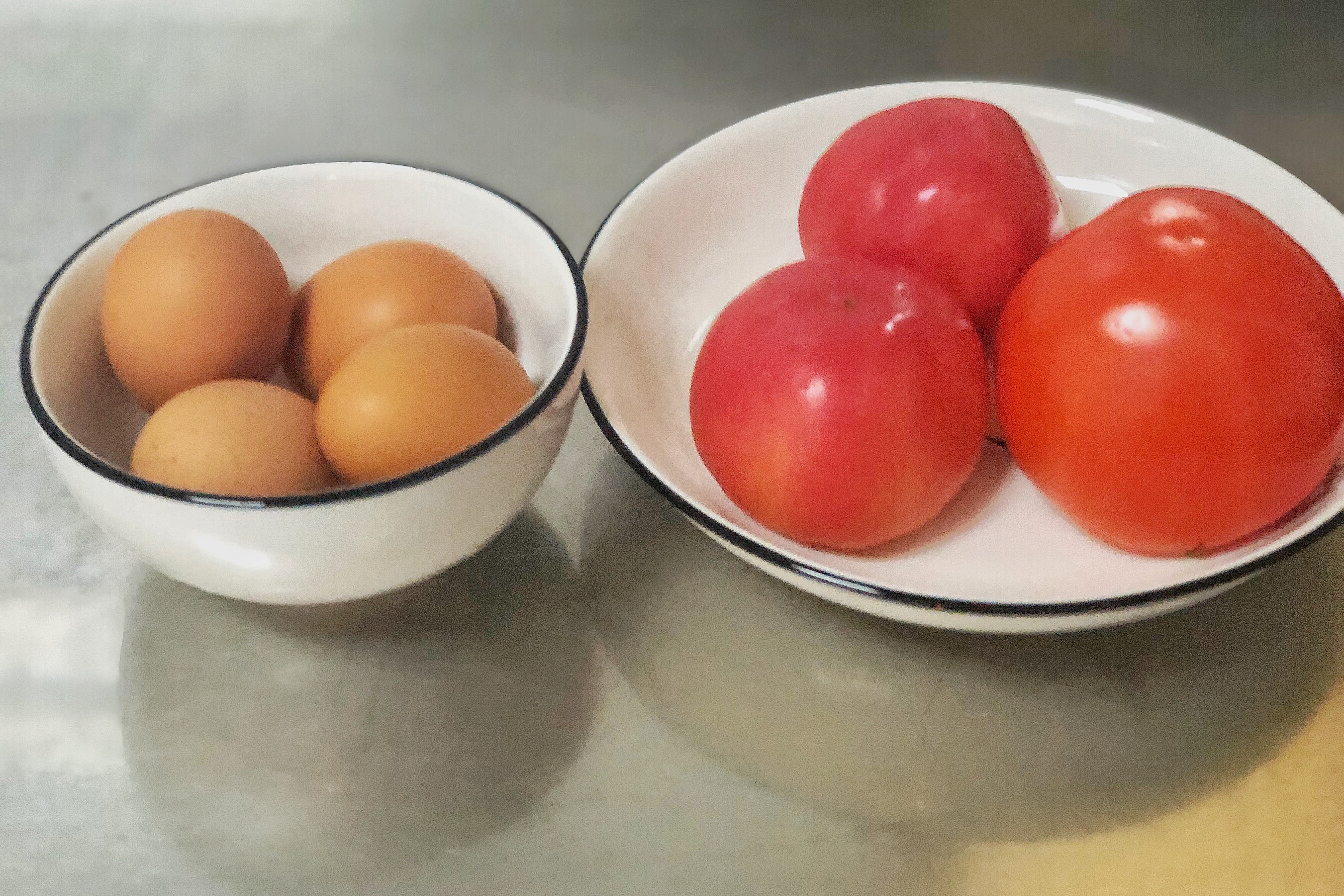 自己在家做拉面一次就能成功，和西红柿鸡蛋卤是绝配，爽滑弹牙