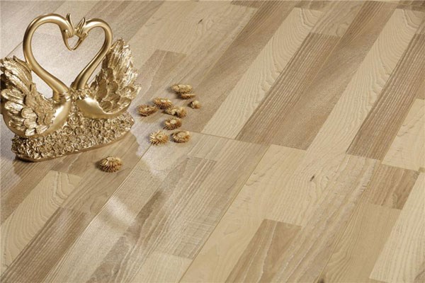 复合木地板价格大概多少钱一平,铺复合木地板40平方多少钱