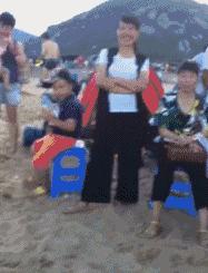 每日一笑看完你能不能忍住不笑,每日一笑看了让你笑