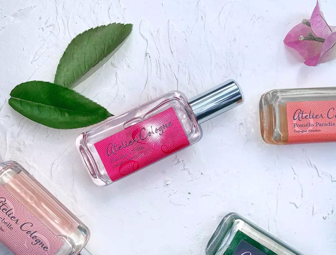 为什么rihanna那么火,rihanna副业赚多少钱