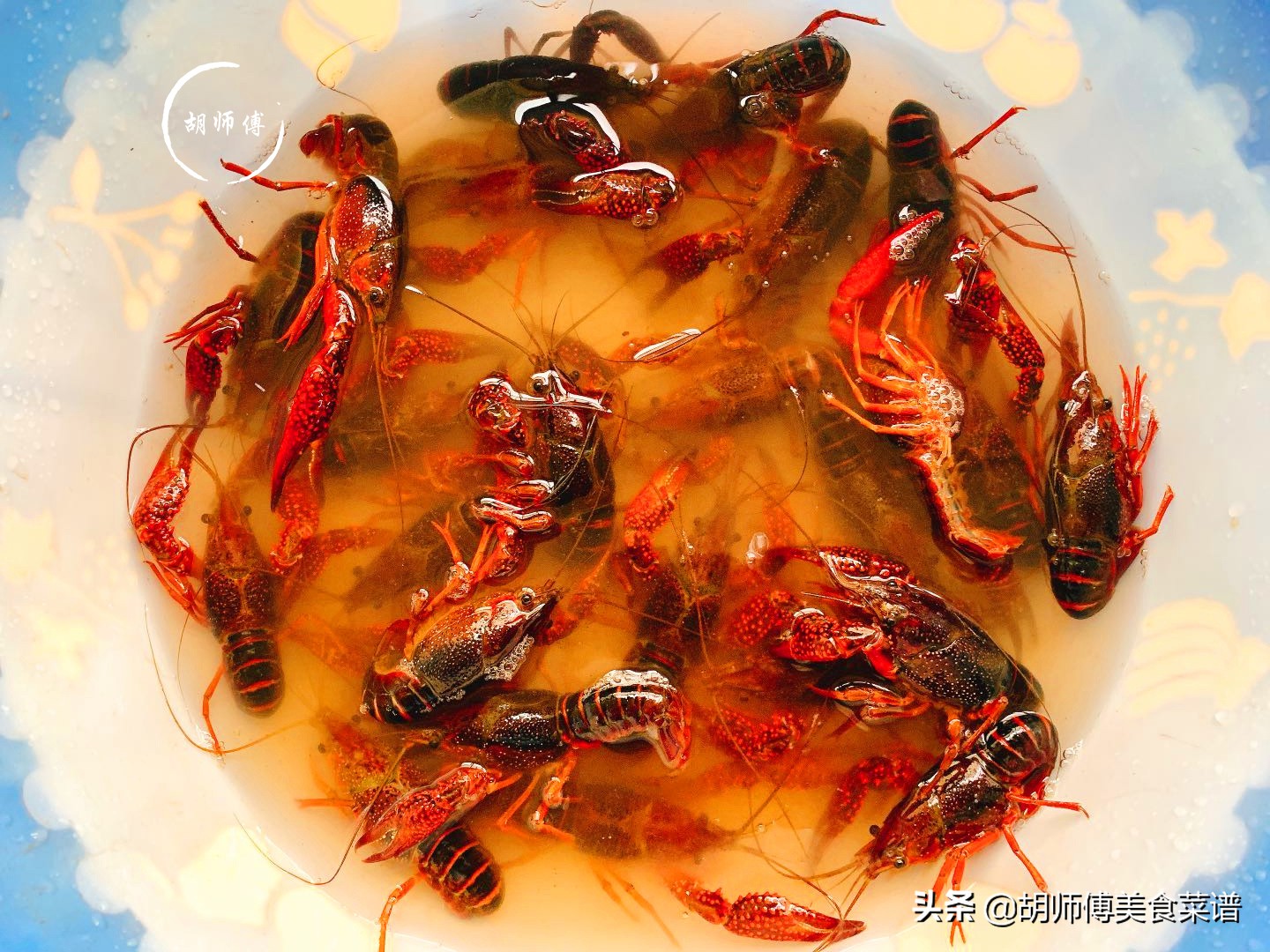 快速清洗龙虾的秘诀,龙虾快速清洗办法