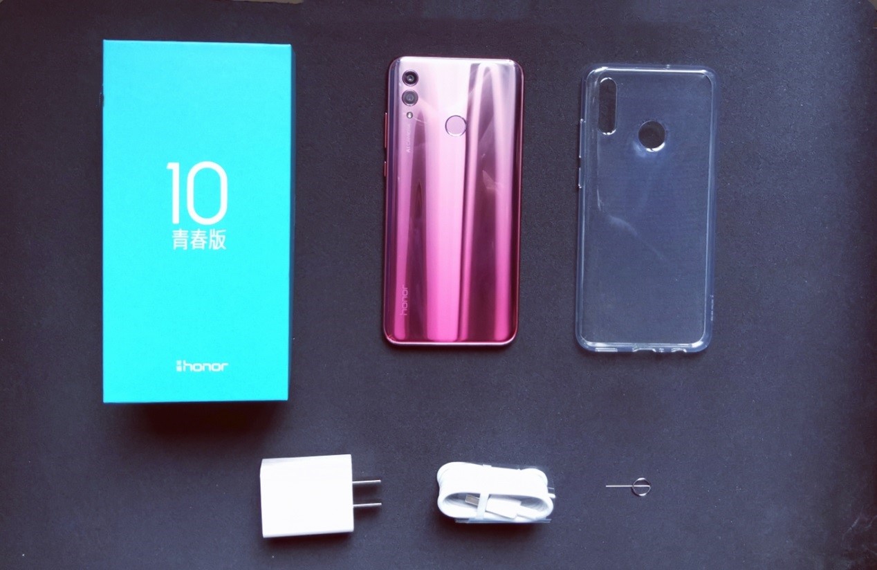 荣耀10和荣耀10青春版哪个更好,荣耀10比荣耀10青春版哪个好