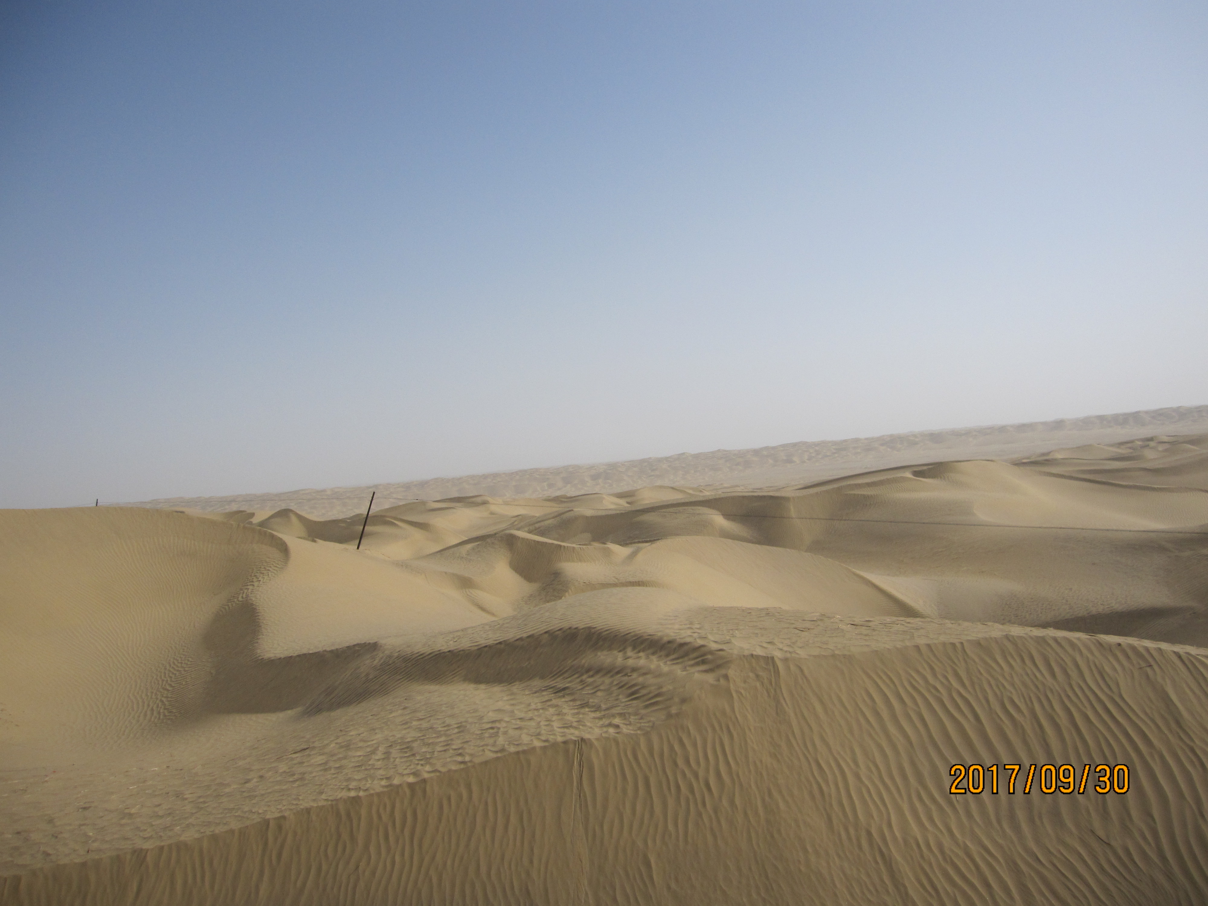 13000公里新手独驾*疆新**第23天——穿越塔克拉玛干沙漠，遭遇陷车