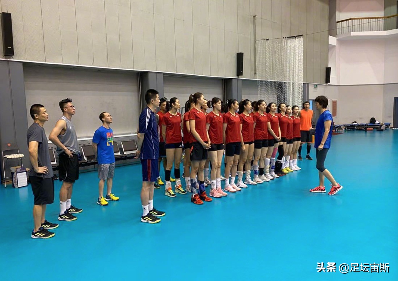 中国女排官方宣布朱婷重返国家队,中国女排朱婷退队