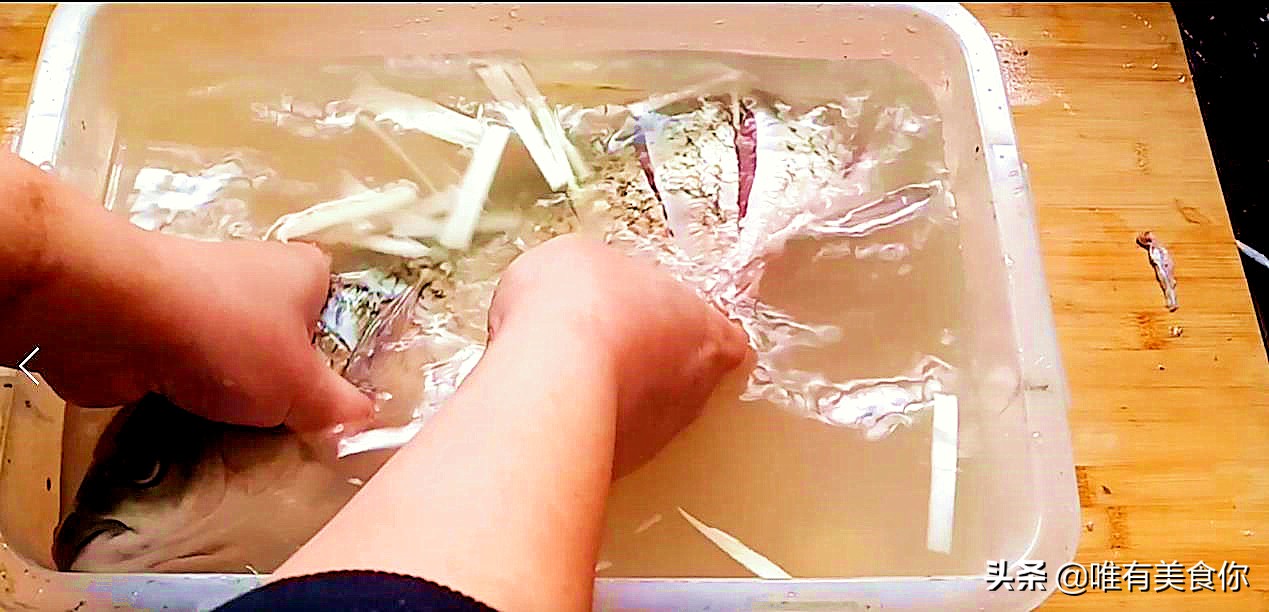 最正宗的巫山纸包鱼,纸包鱼巫山做法