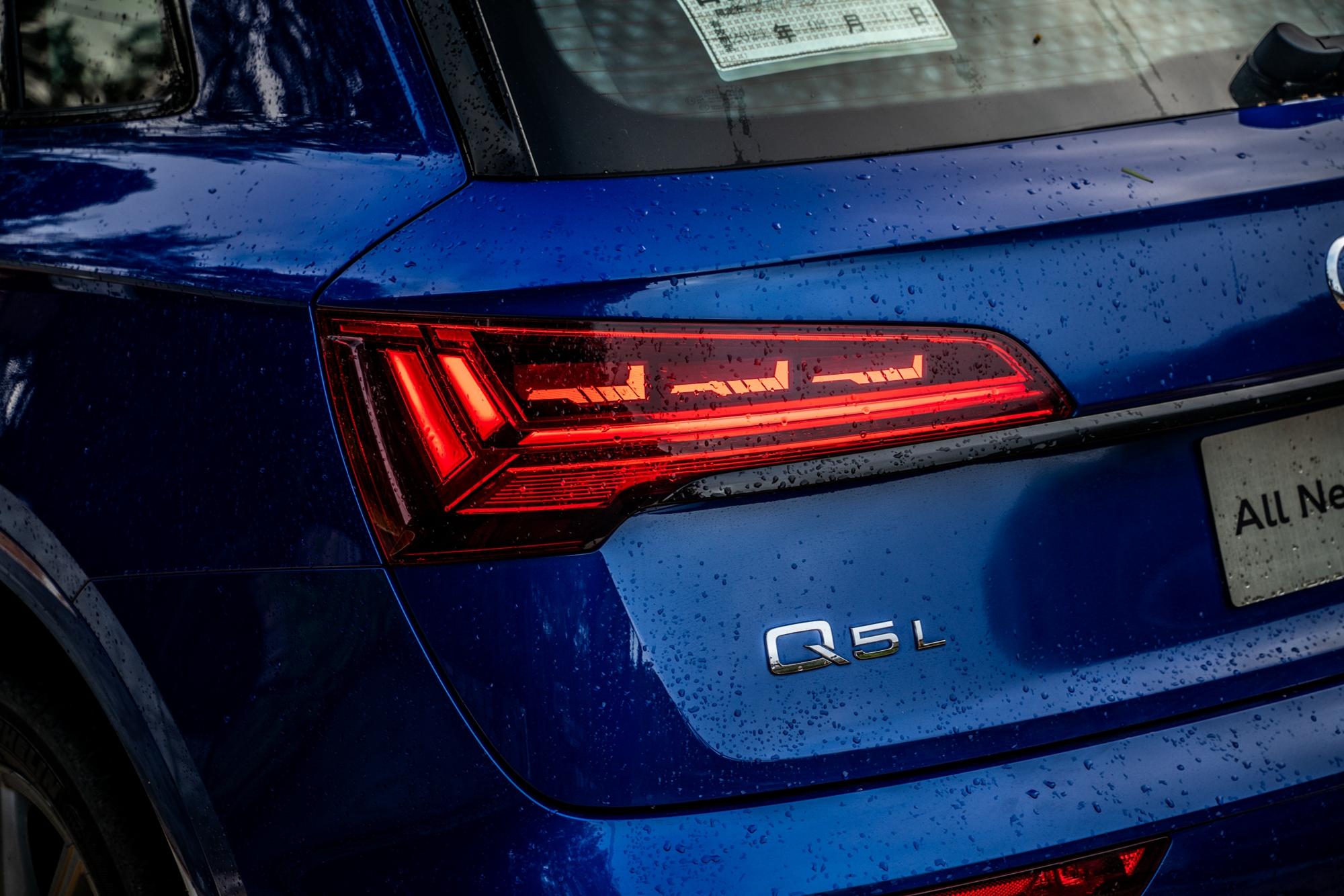 2020款奥迪q5lquattro山地测评,新款奥迪q5l场地试驾