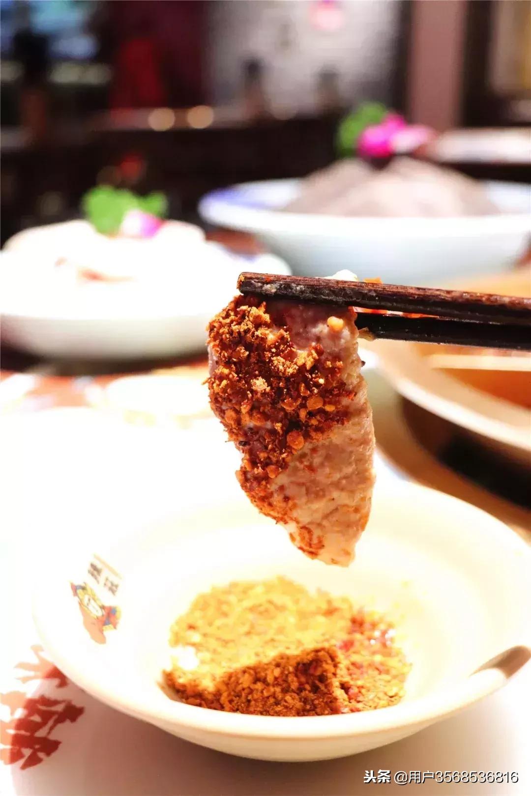 通哥探店:好吃的火锅千篇一律有趣的辣莊万里挑一