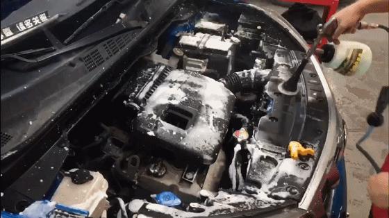 发动机油泥清洗骗局,低价发动机机舱清洗有套路吗