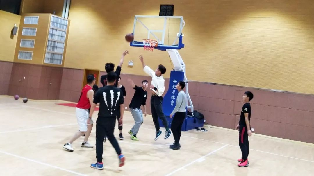 英迪国际学校课程表,英迪国际学校小学6a班