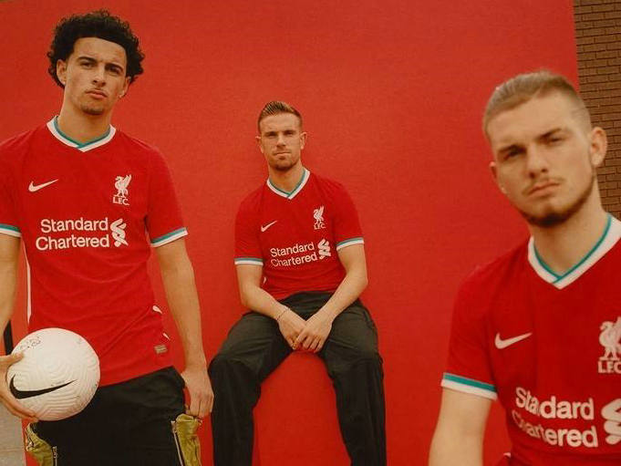 利物浦球衣詹姆斯联名款,耐克詹姆斯利物浦