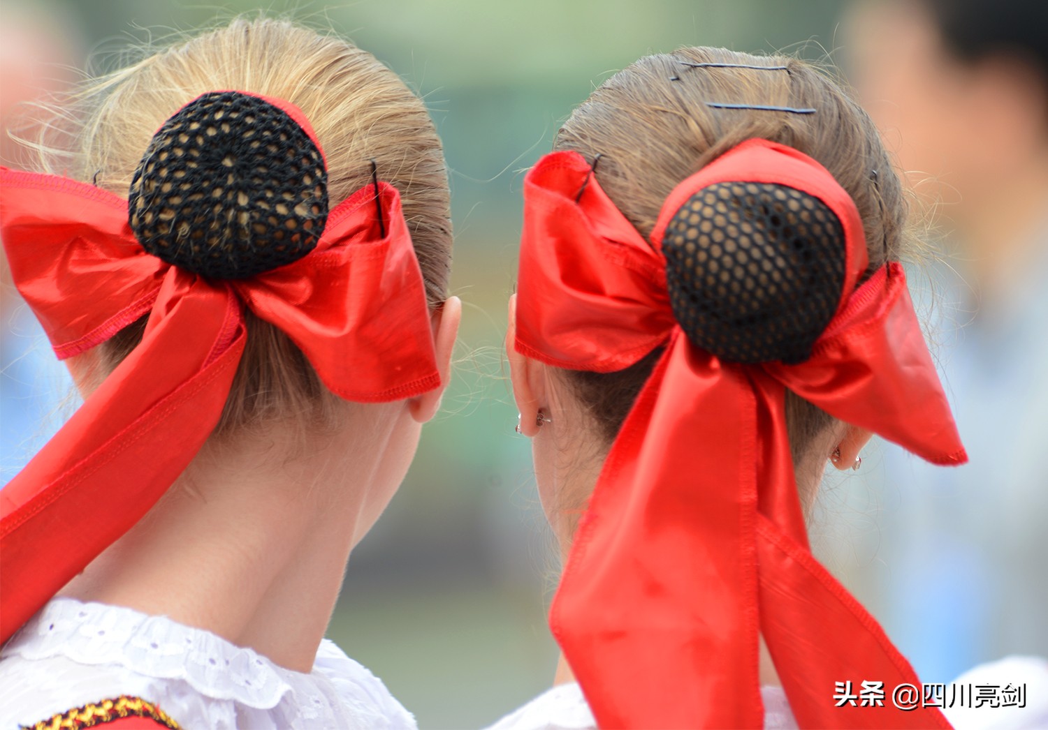 致敬无悔的青春,致敬无悔的青春完整版