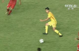 到处都是世界波!国奥主力中锋复制亚运会远射神迹!