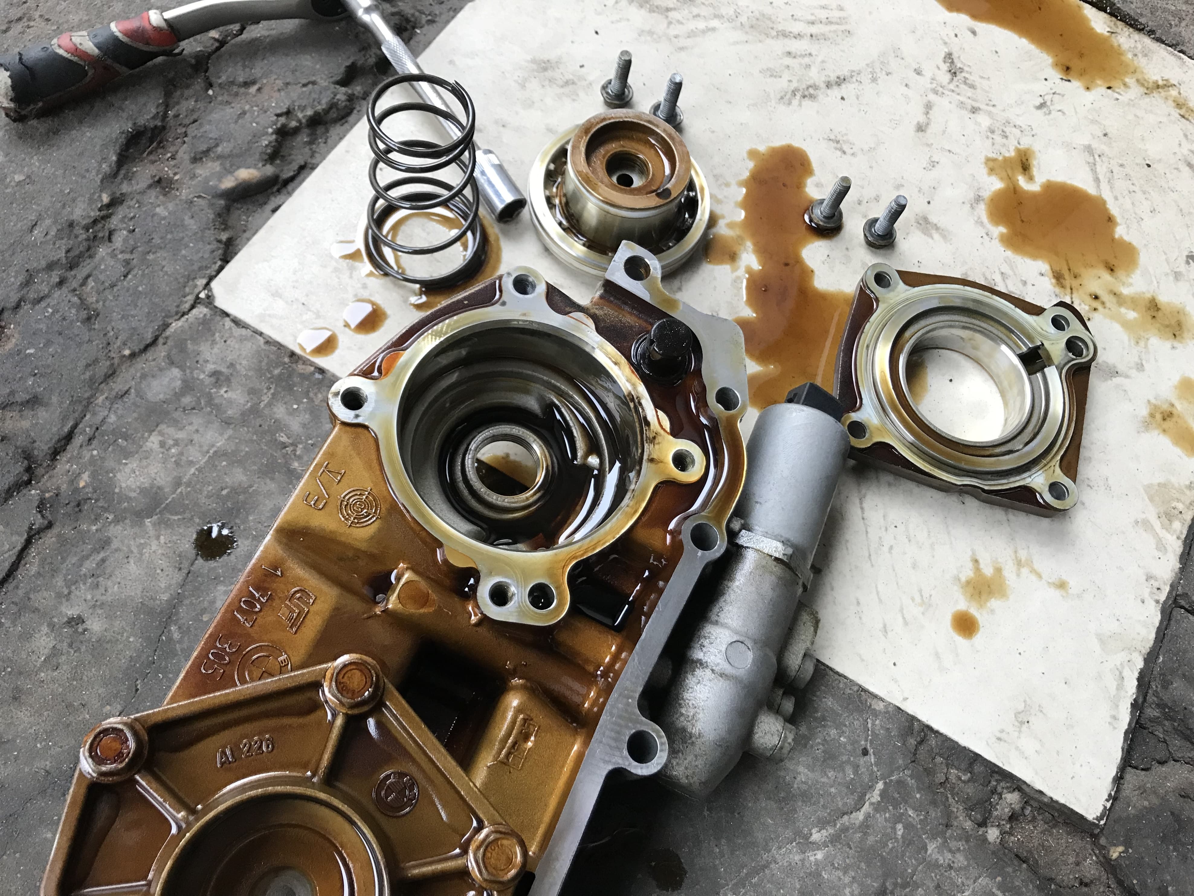 宝马e46325ci测评,宝马e46325i是国几