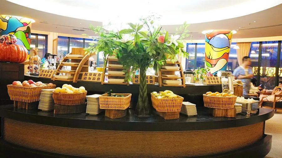 太白山凤凰温泉299住宿套餐,5.1假期太白山凤凰温泉门票团购