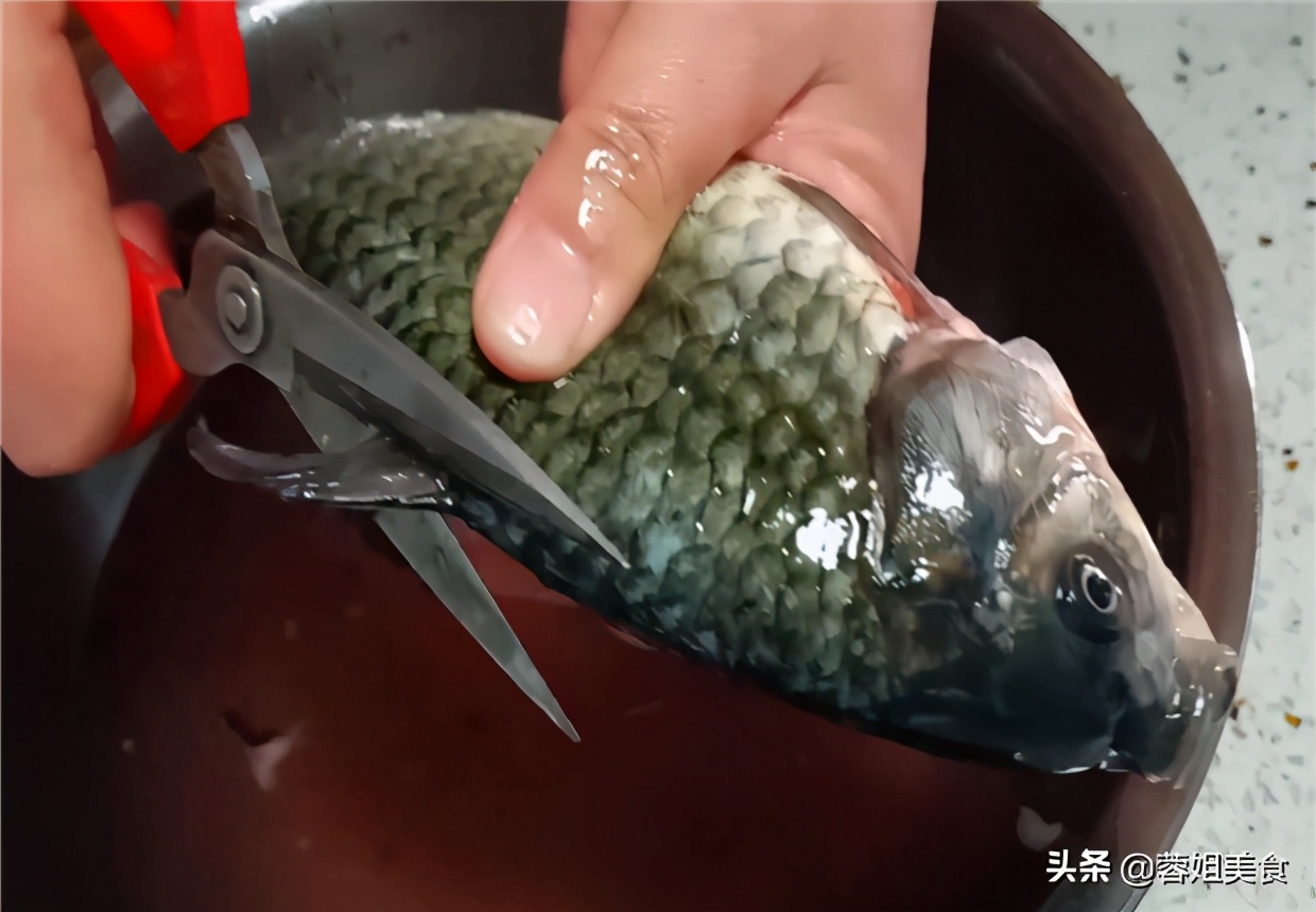 鱼汤要想奶白无腥味,翘嘴鱼汤要想奶白无腥味