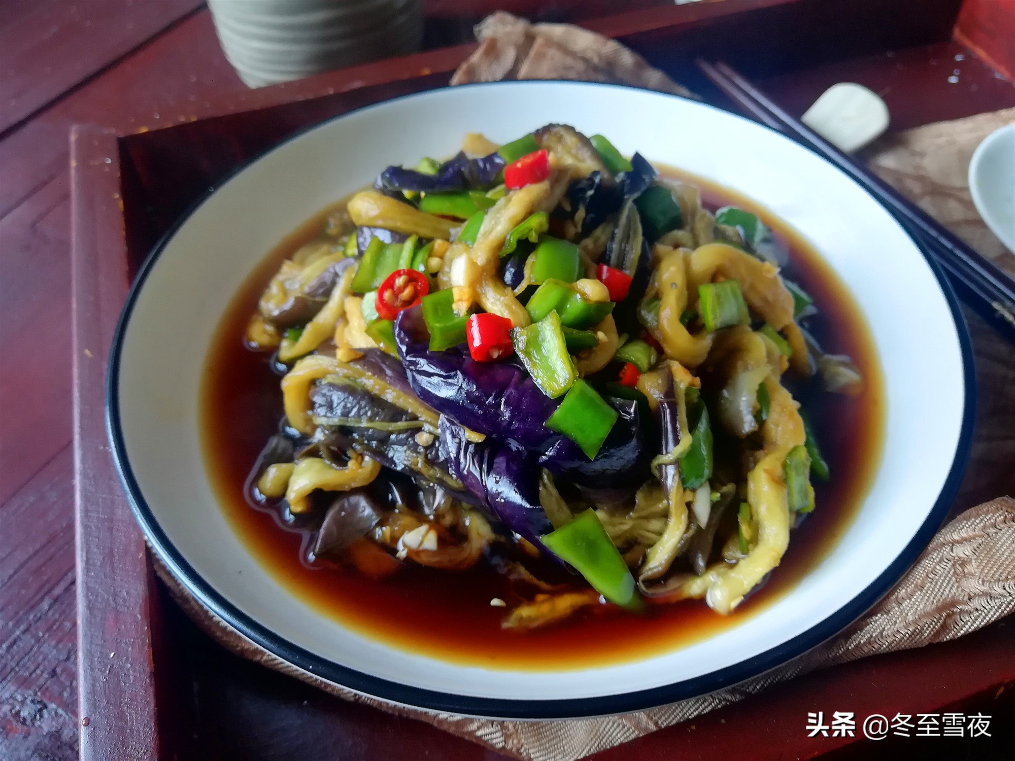 凉菜做法简单容易学，分享15道凉菜做法，过年餐桌上非常受欢迎