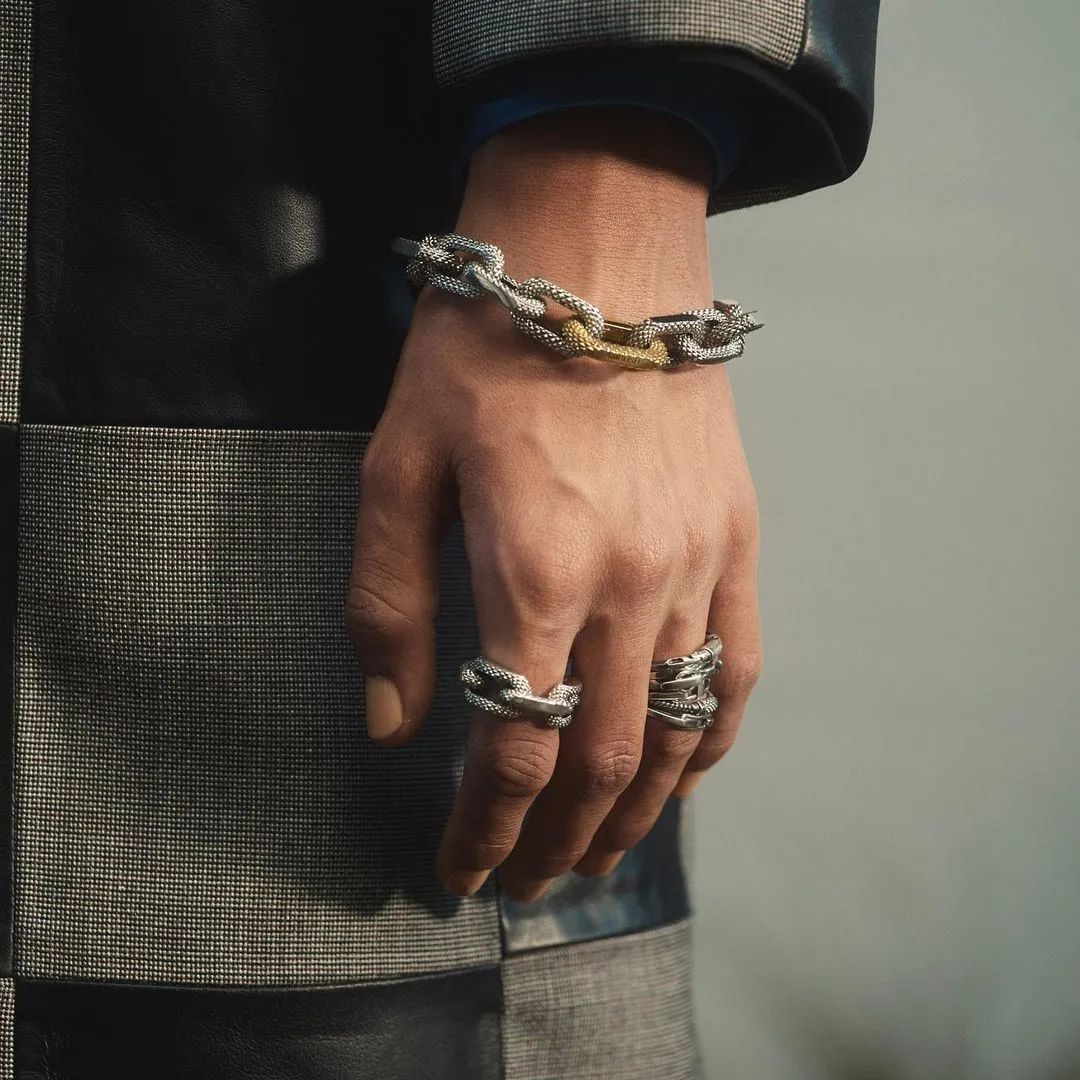 欧阳娜娜同款潮流品牌,欧阳娜娜同款联名卫衣