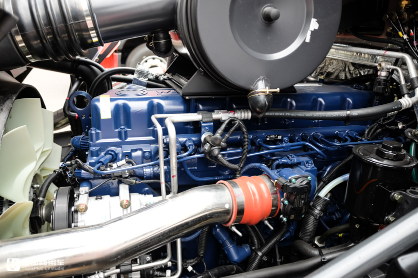 30万左右的卡车,30万国六牵引车