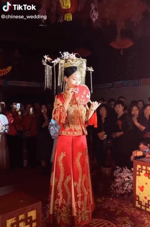 中式婚礼火了好多人观看,火遍全球的中式婚礼