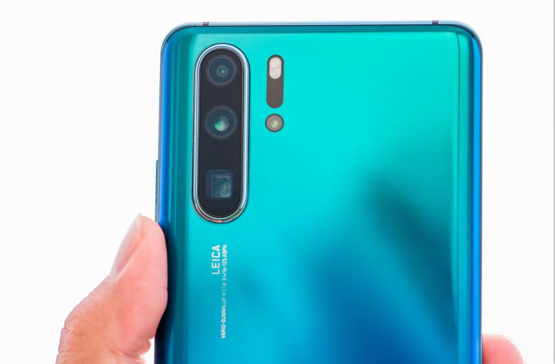 手机系统升级有哪些秘密？为什么不是所有手机能同时升级呢？