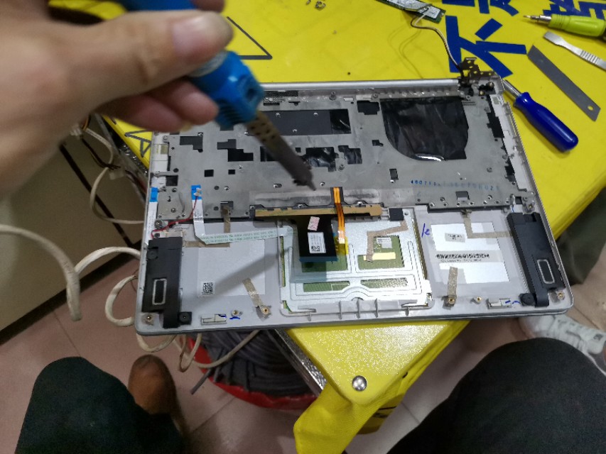 联想小新air13键盘更换教程,联想小新air13键盘单个按键拆卸