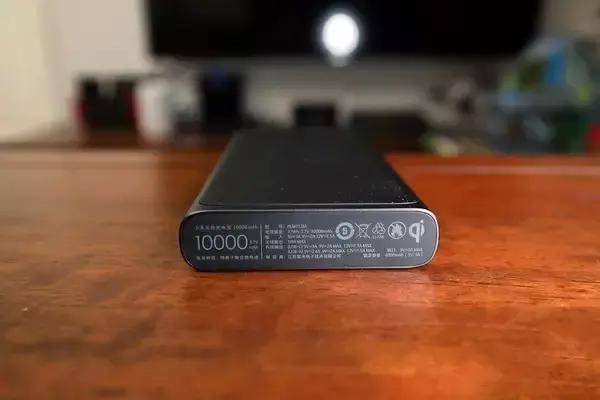 无线充电宝双向快充,大容量充电宝无线快充