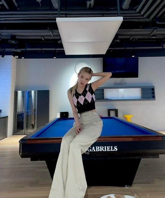 乔欣的迷你包包是什么品牌,乔欣最近有什么剧