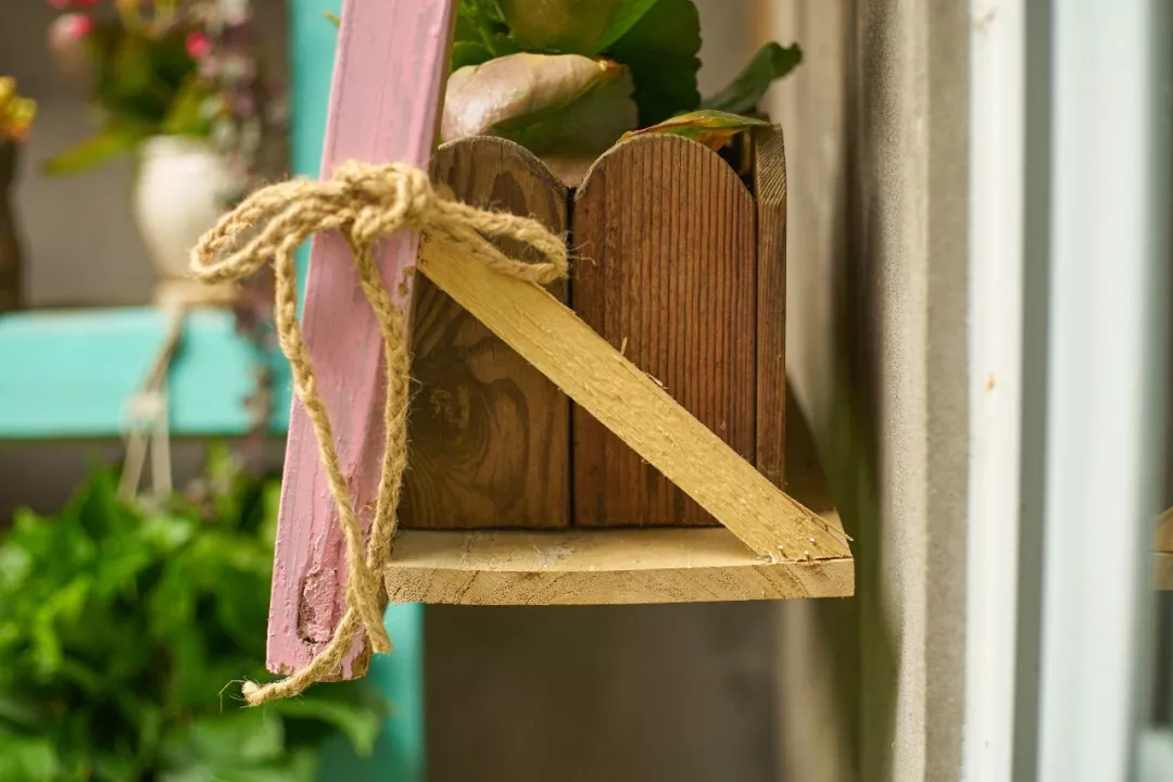 旧门框改造最简单方法,拆下来的门框废旧利用