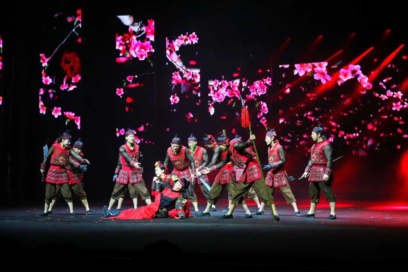 三亚自由行5天4晚亲子游攻略,寒假三亚5天4晚3人亲子游团购