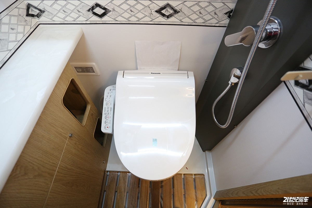 定价超百万的国产车,戴德e途promax房车228万