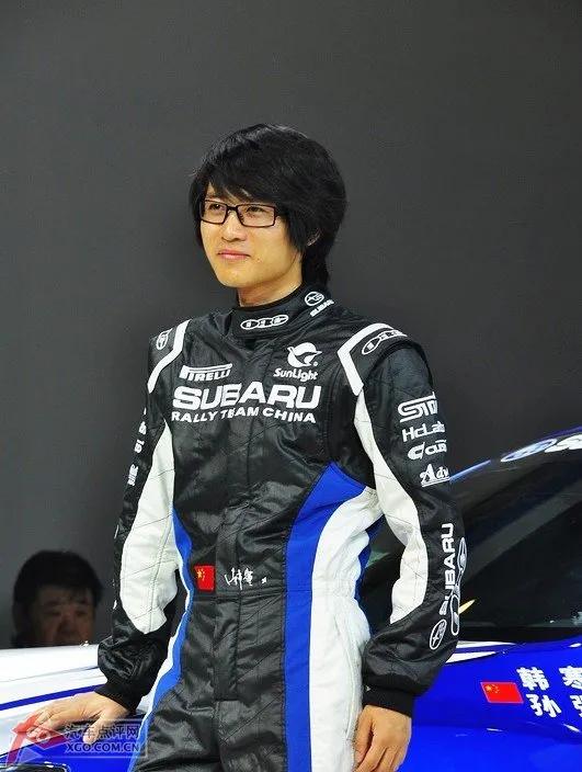 韩寒17岁完整版,桀骜不驯的韩寒作品