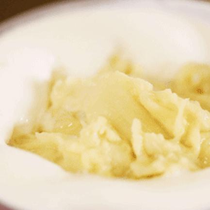 泰国网红榴莲咖啡来了，逆天搭配竟一口上瘾，必须打卡