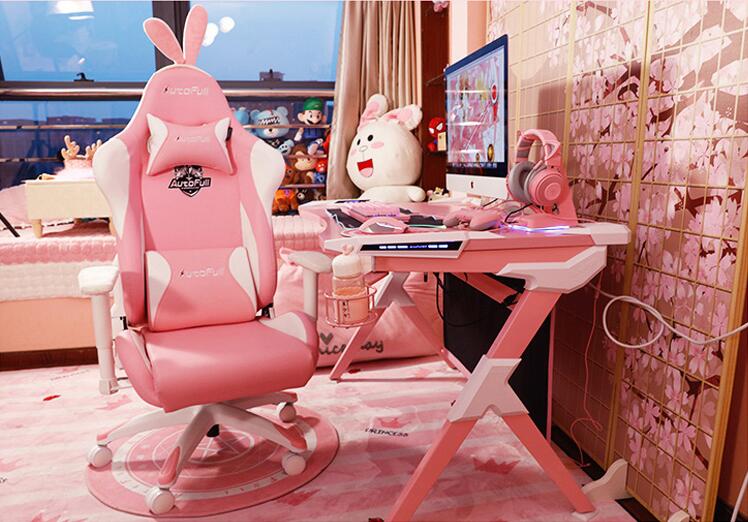 没玩过盲盒、汉服、JK、潮鞋、电竞？你已经老了