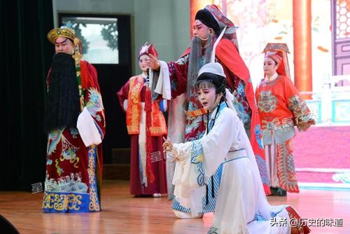 湖南花鼓戏悲惨的一集,湖南旧版花鼓戏