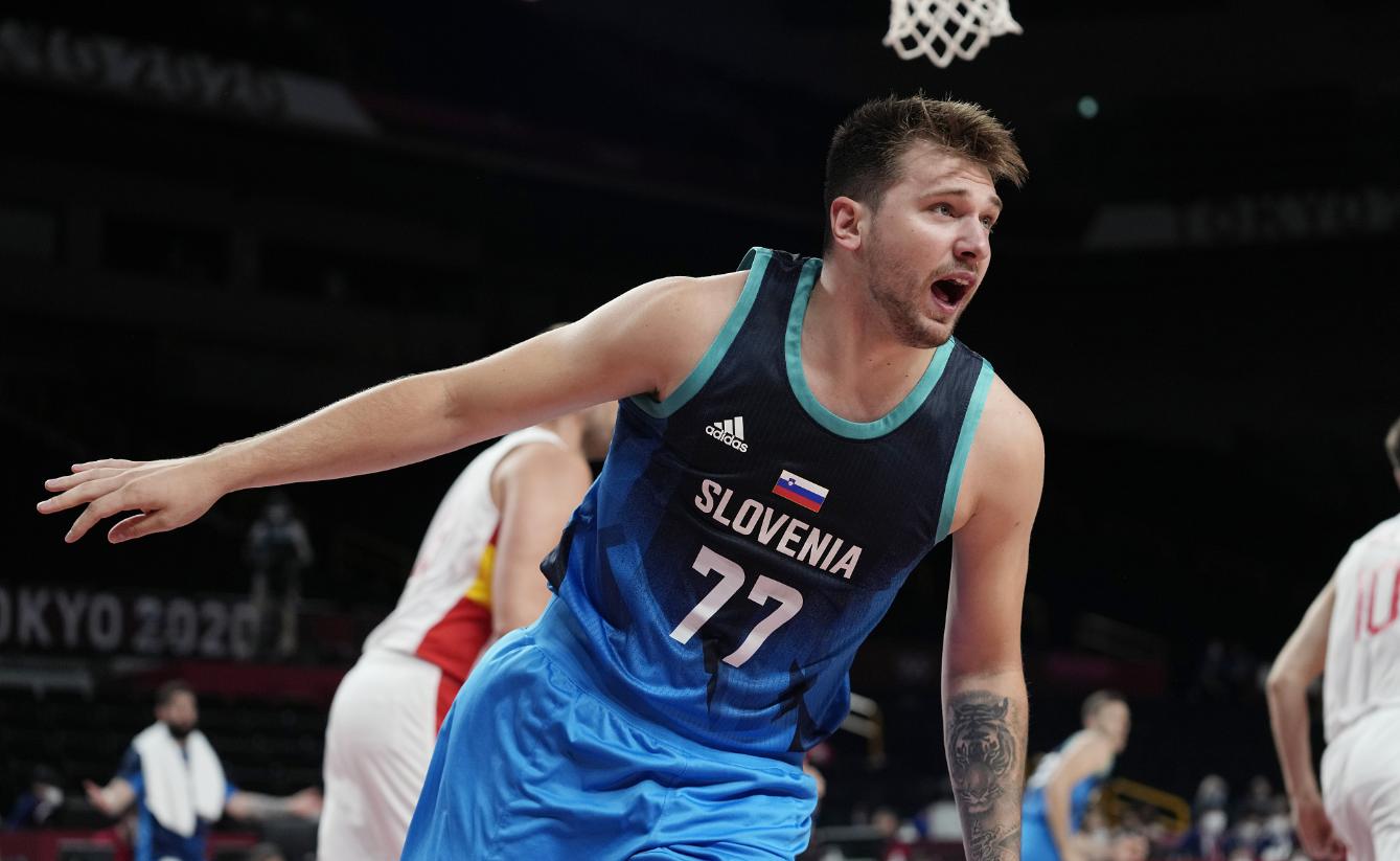 美国男篮挺进四强杜兰特,美国男篮夺冠杜兰特布克