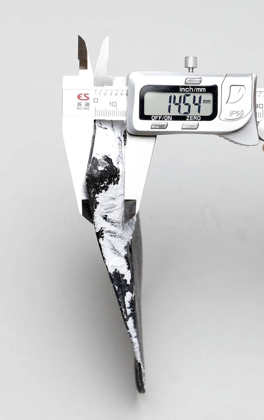 aj33容易崴脚吗,aj33易崴脚吗