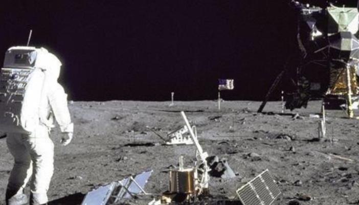 美苏为什么几十年不敢再登月？阿波罗登月计划，真的是*局骗**吗？