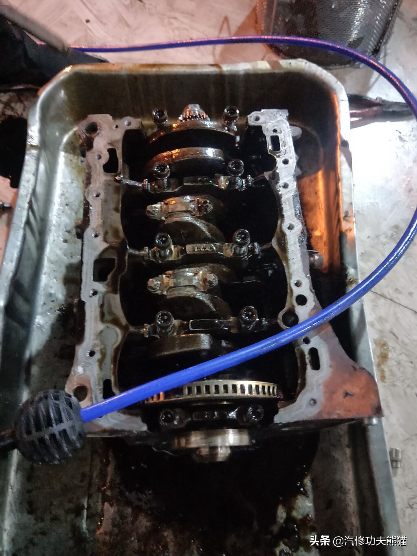 10年斯柯达昊锐1.8t烧机油怎么整,斯柯达昊锐烧机油500公里烧一升