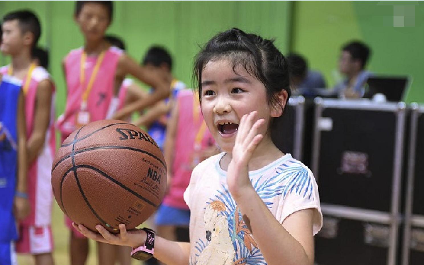 姚明女儿2017身高,姚明女儿最新身高曝光