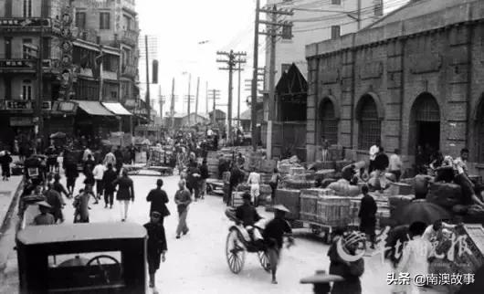 据说粤商下南洋闯五洲，客家人开埠，广府人旺埠，潮汕人占埠