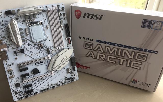 感受极地的温馨，8102年的纯白色装机推荐