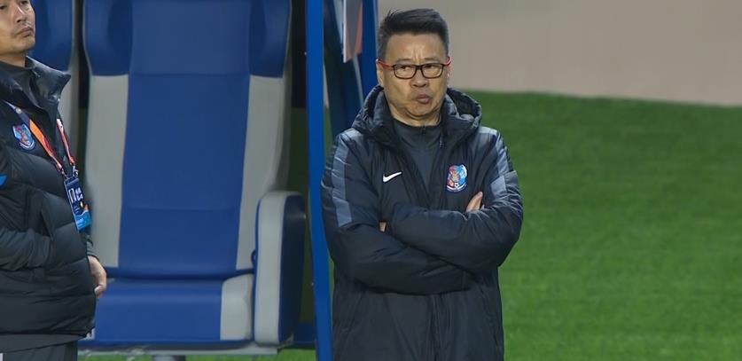 吴金贵输球,输掉保级关键战点名批评球员