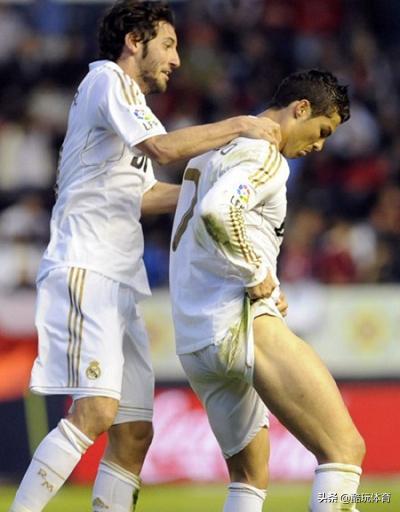 c罗进球标志性庆祝动作,拉什福德进球标志性庆祝动作