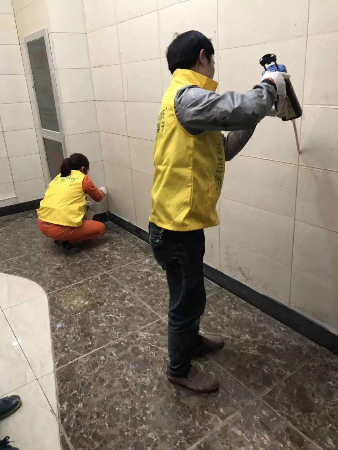 做不做瓷砖美缝大家能给些建议吗,瓷砖美缝有没有必要自己搞