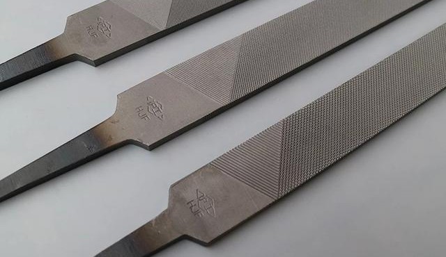 电烙铁氧化了怎么处理不沾锡,电烙铁烙铁头氧化怎么处理