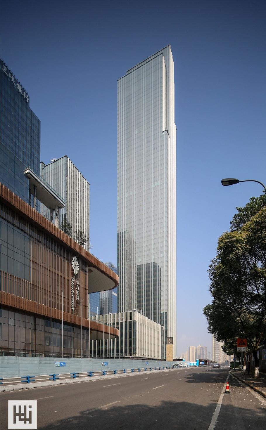 2024年重庆摩天楼建设,重庆目前有多少180米以上高楼