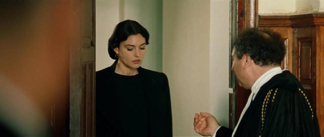 把它当情色片看就俗了