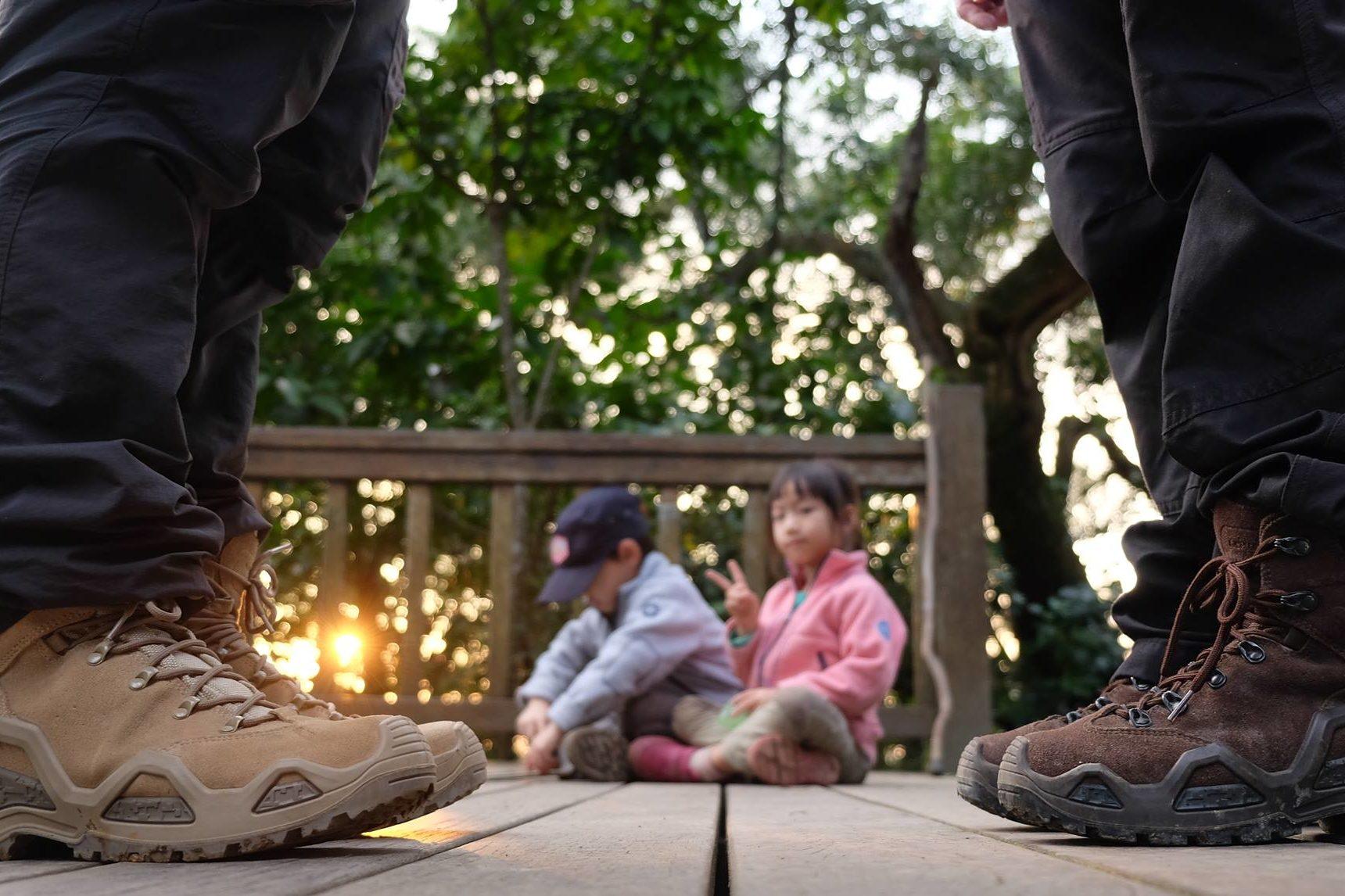 户外登山装备必备品牌有哪些,户外登山穿什么鞋子最好