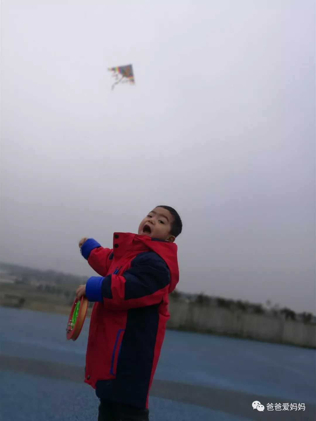 「谦谦，你三周岁了！」这是爸爸写给你的一封信